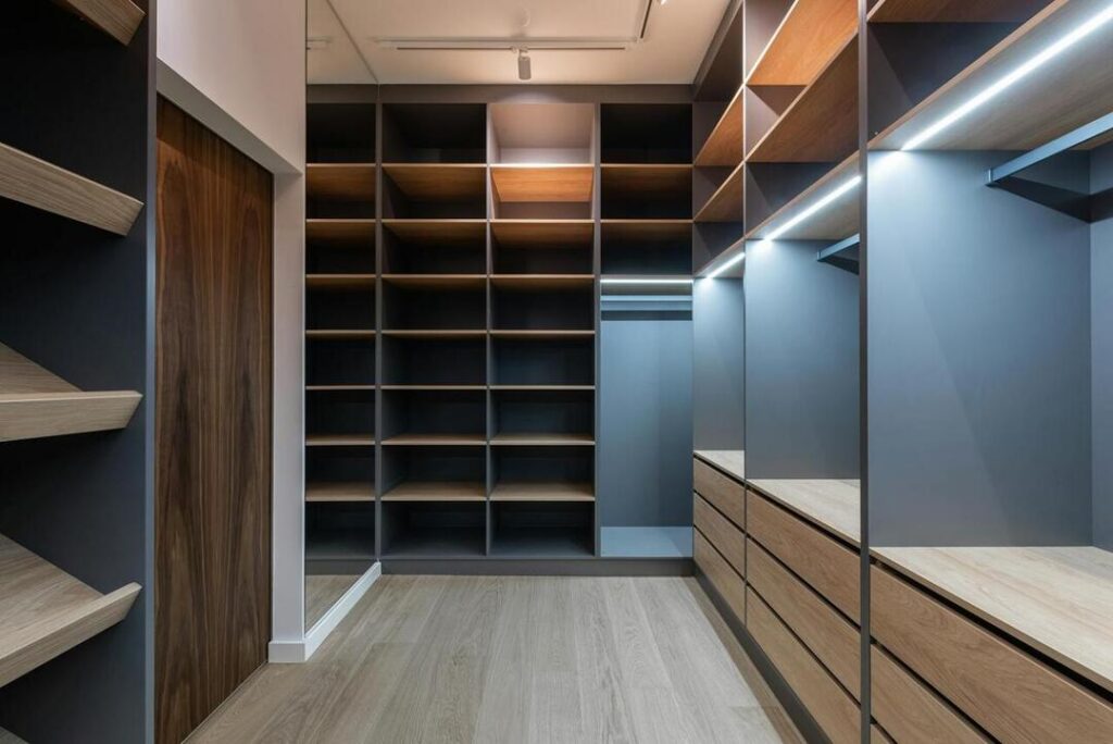 Einbauschrank